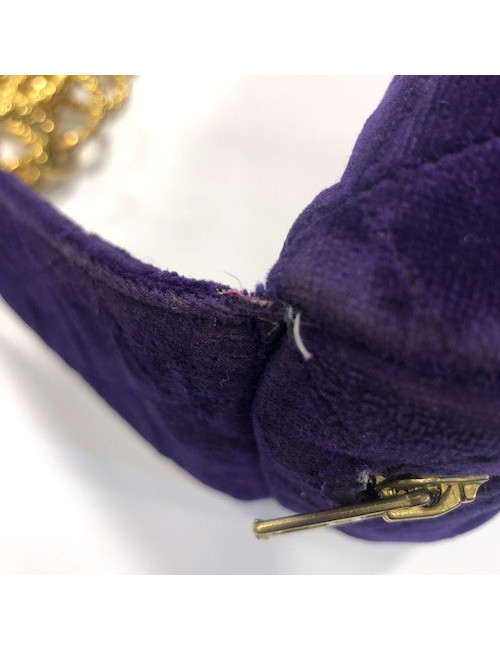 CHANEL Vintage purple velvet fanny pack
