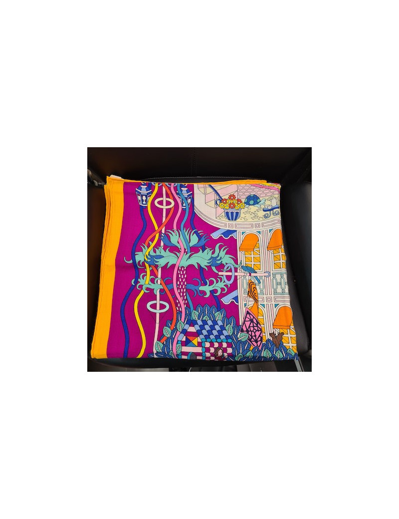 Châle 140 La Maison des carrés Hermes en cachemire et soie