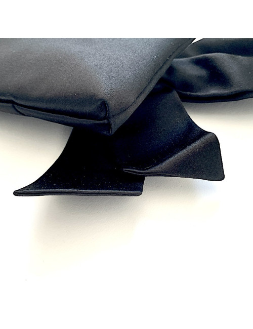 Pochette VALENTINO soie noire