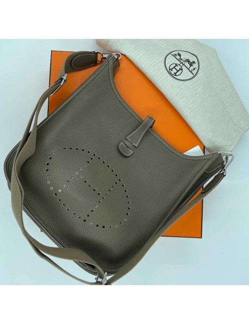 Sac HERMES Evelyne en cuir Taurillon Clémence étoupe