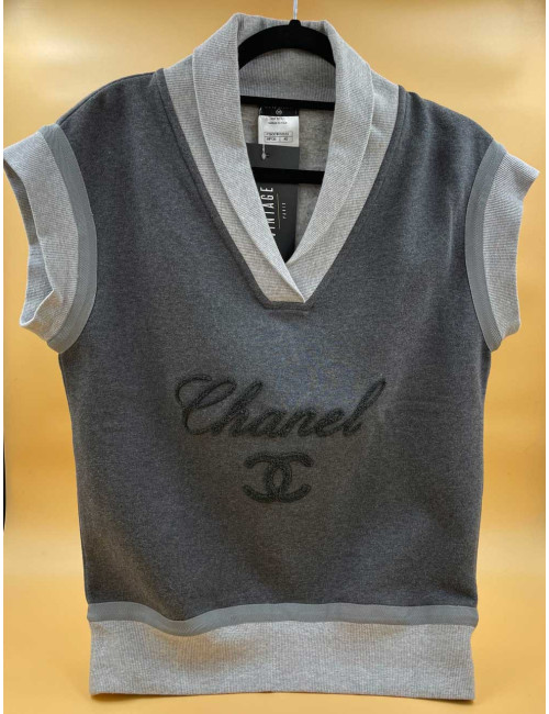 Top CHANEL gris 