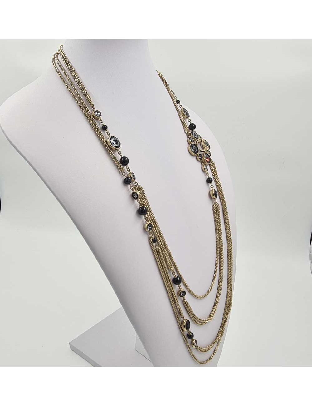 Sautoir CHANEL métal doré, perles et brillants noirs