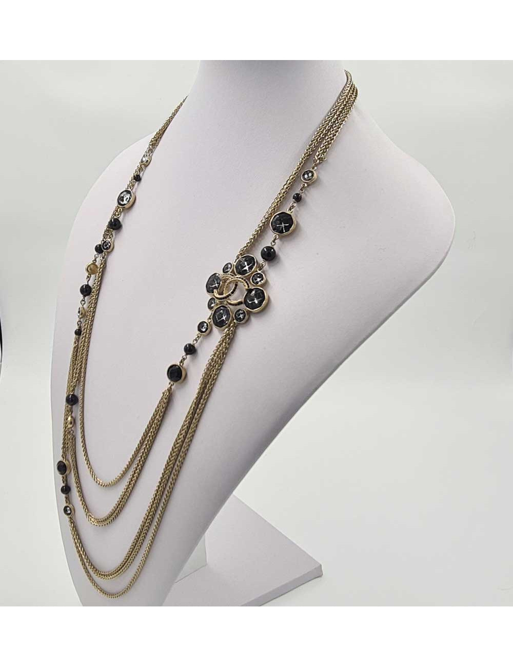 Sautoir CHANEL métal doré, perles et brillants noirs