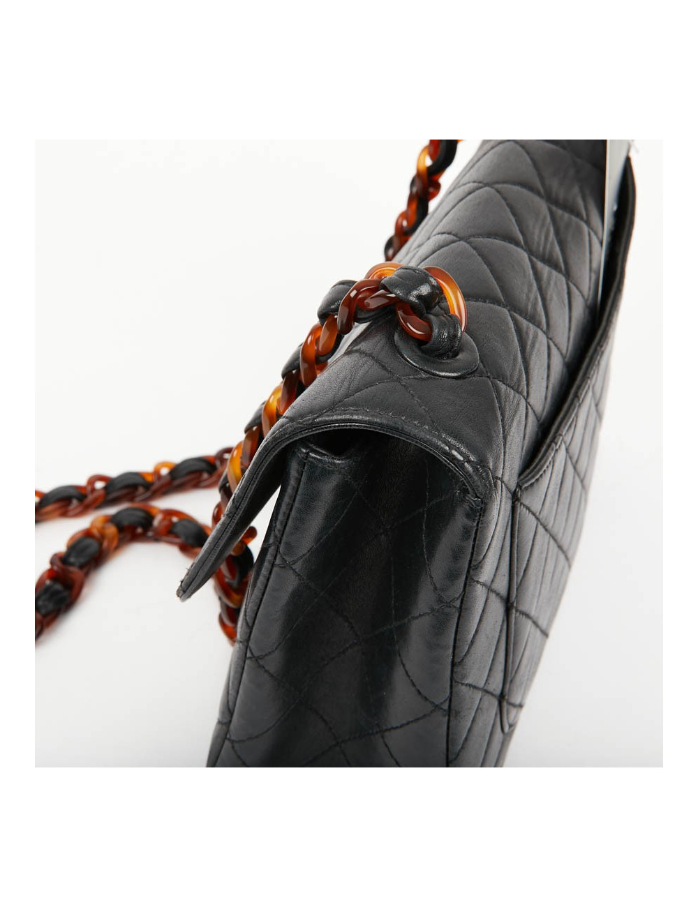 Sac CHANEL noir chaine façon écaille