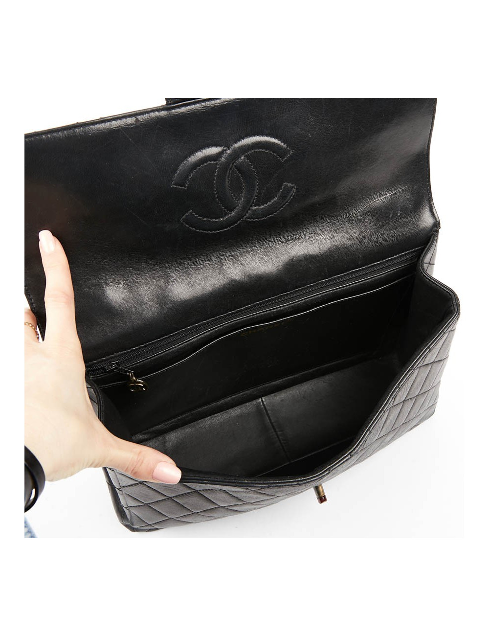 Sac CHANEL noir chaine façon écaille