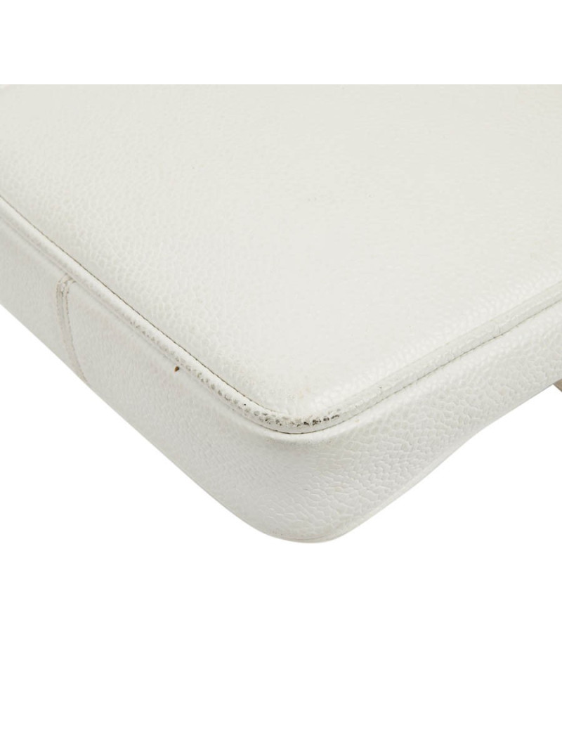 CHANEL Vintage Clutch bag in Grained White Leather