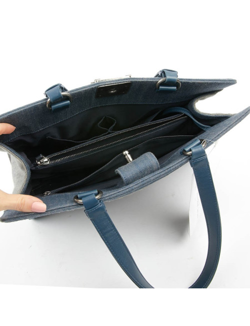 CHANEL Tote Bag in Blue Denim Fabric