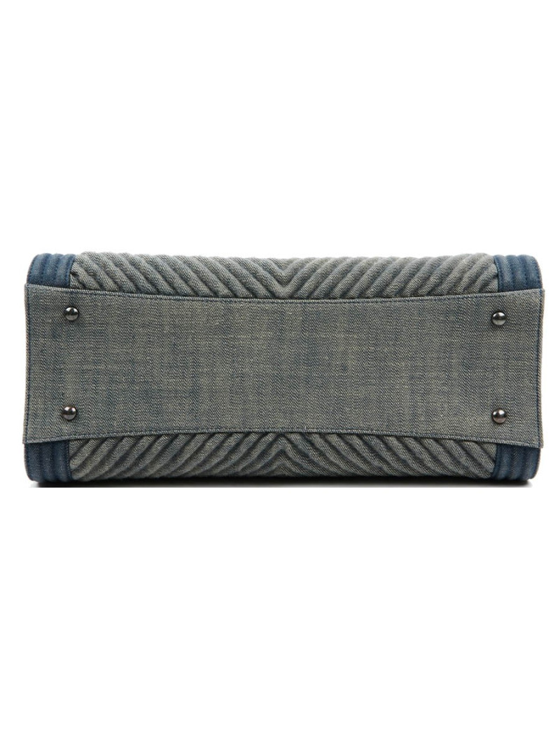 CHANEL Tote Bag in Blue Denim Fabric