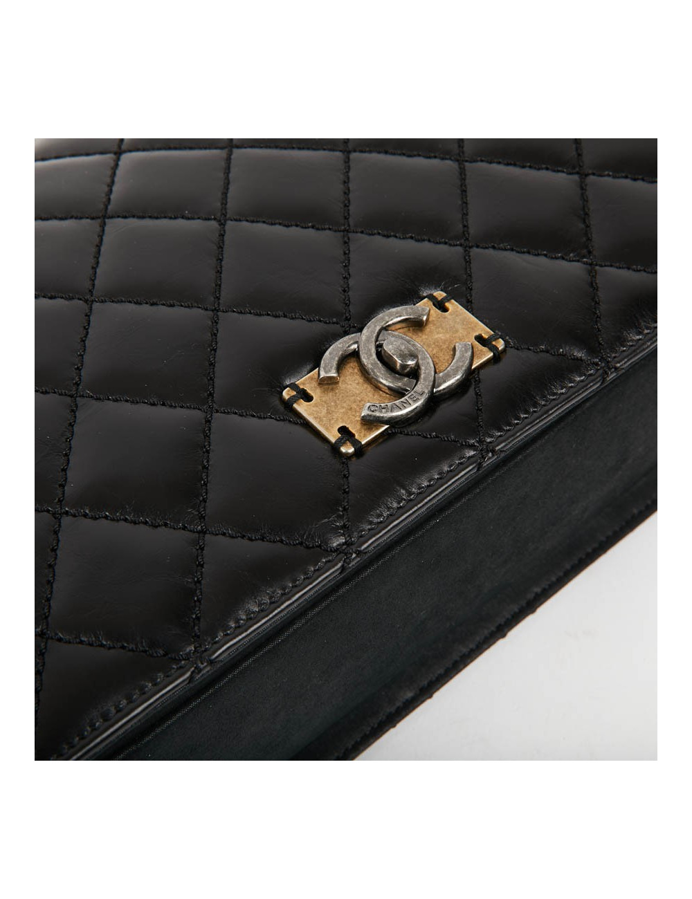 Sac CHANEL cuir vieilli et suède noir