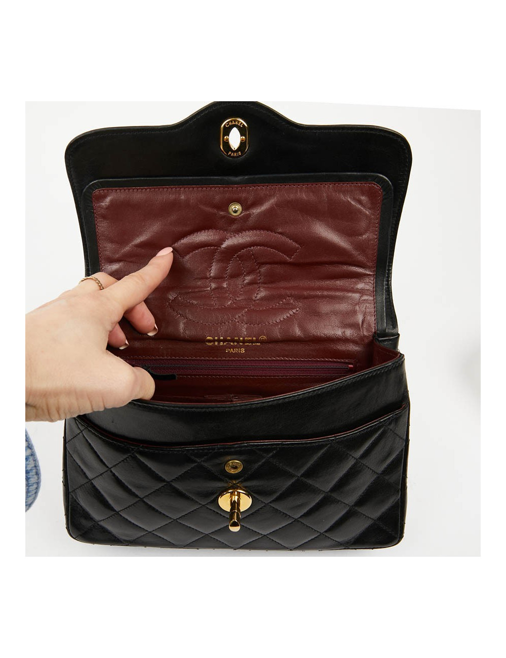 Sac couture vintage CHANEL en cuir d'agneau noir 