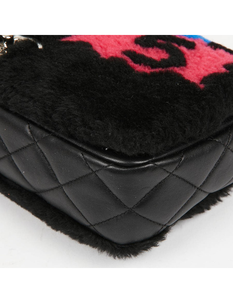 Sac CHANEL Pop Art noir et graffiti