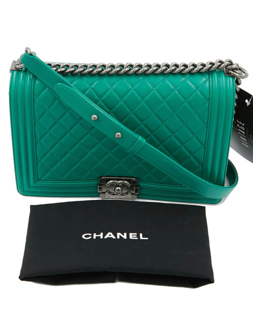 Sac Boy CHANEL cuir vert