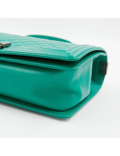 Sac Boy CHANEL cuir vert