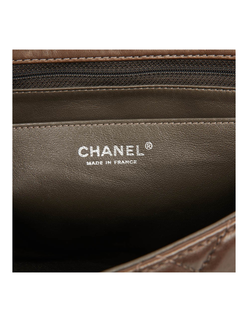 Grand sac CHANEL en cuir d'agneau lisse marron