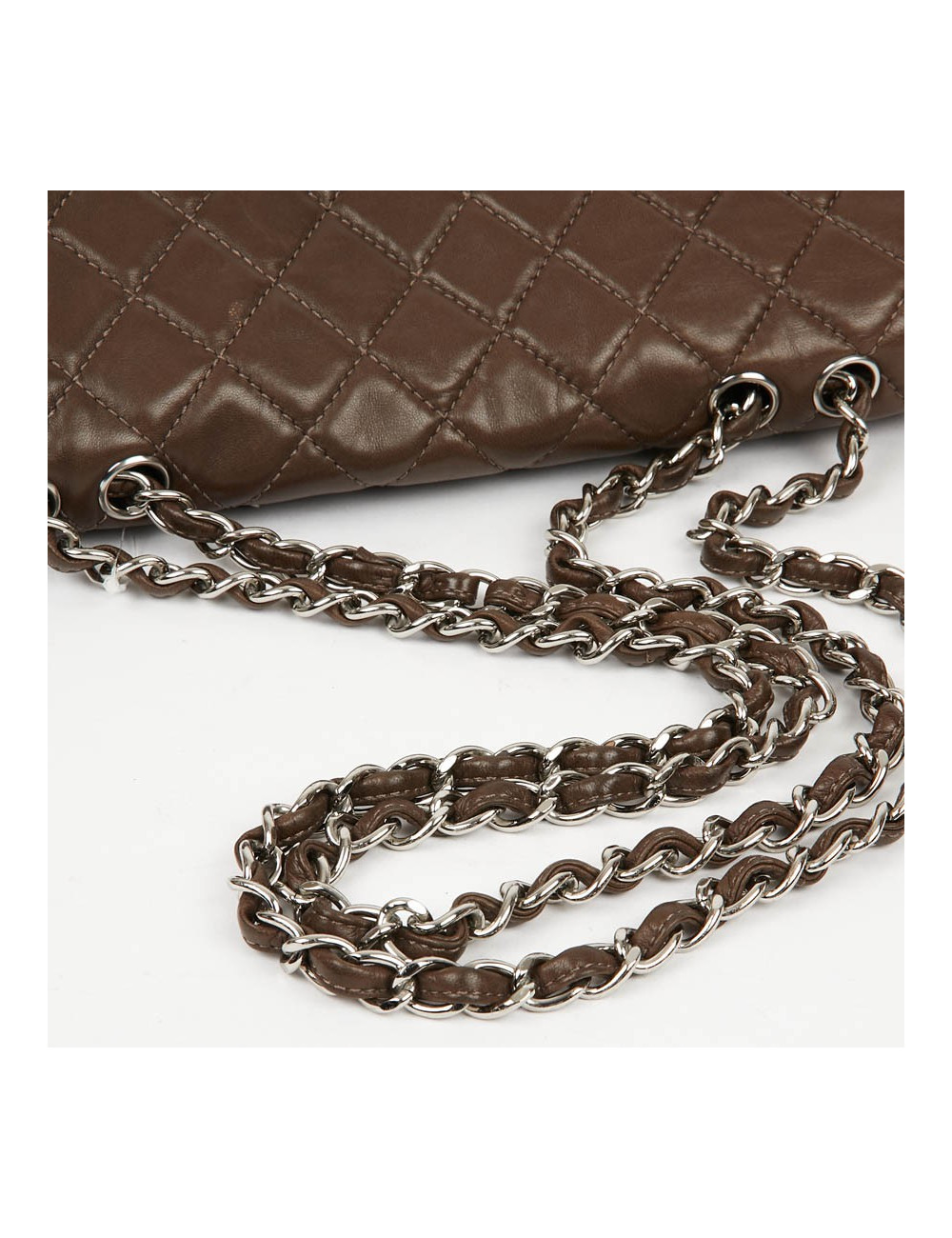 Grand sac CHANEL en cuir d'agneau lisse marron