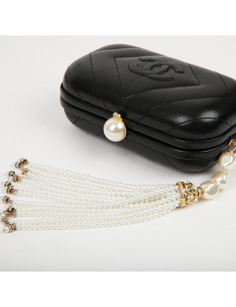 Clutch CHANEL Vintage cuir et perles nacrées