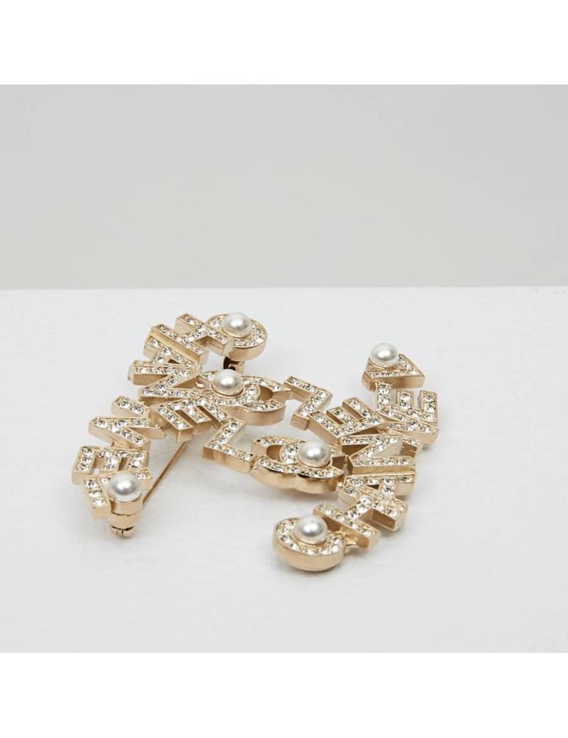 CHANEL Large CC Brooch in Gilt Metal, Pearls and Rhinestones