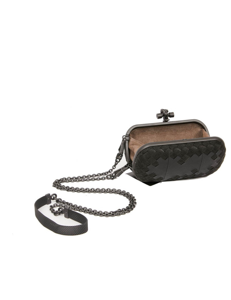Pochette noire BOTTEGA VENETA
