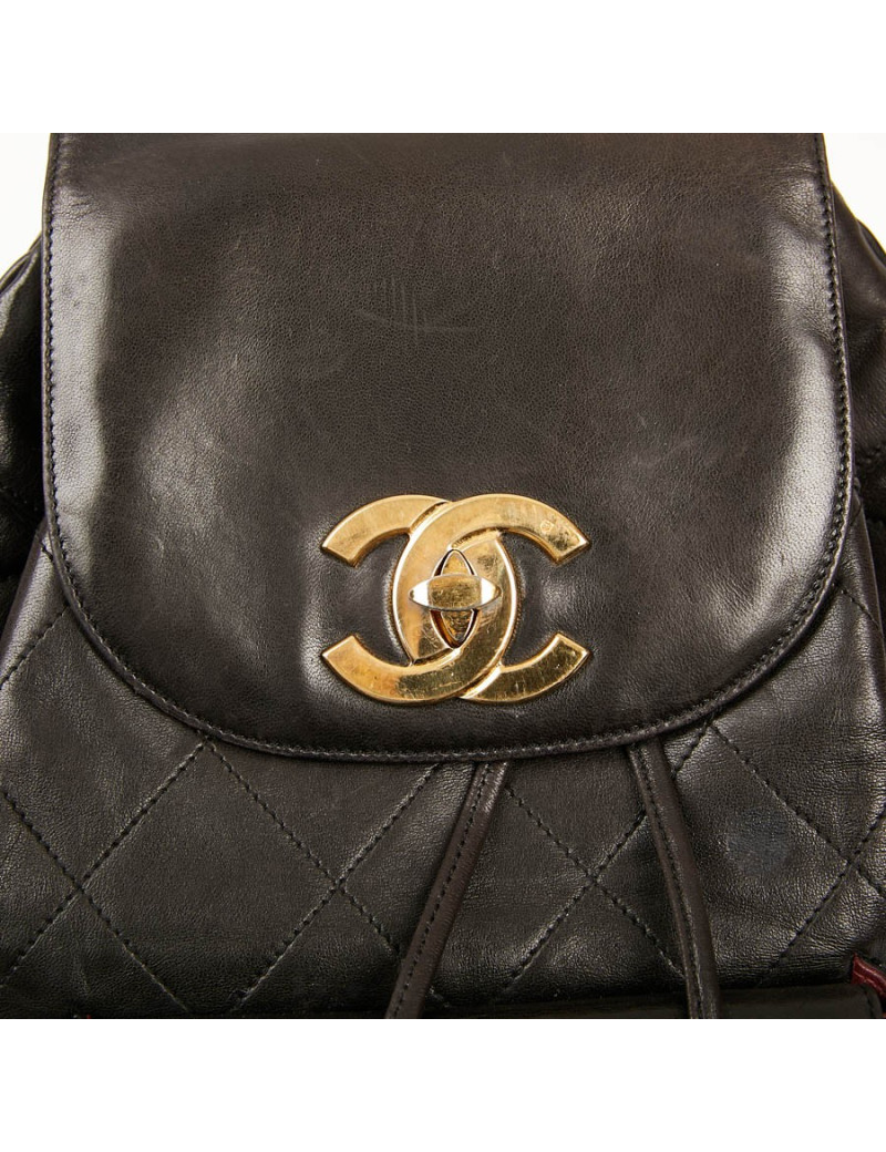 Sac à dos CHANEL vintage cuir noir