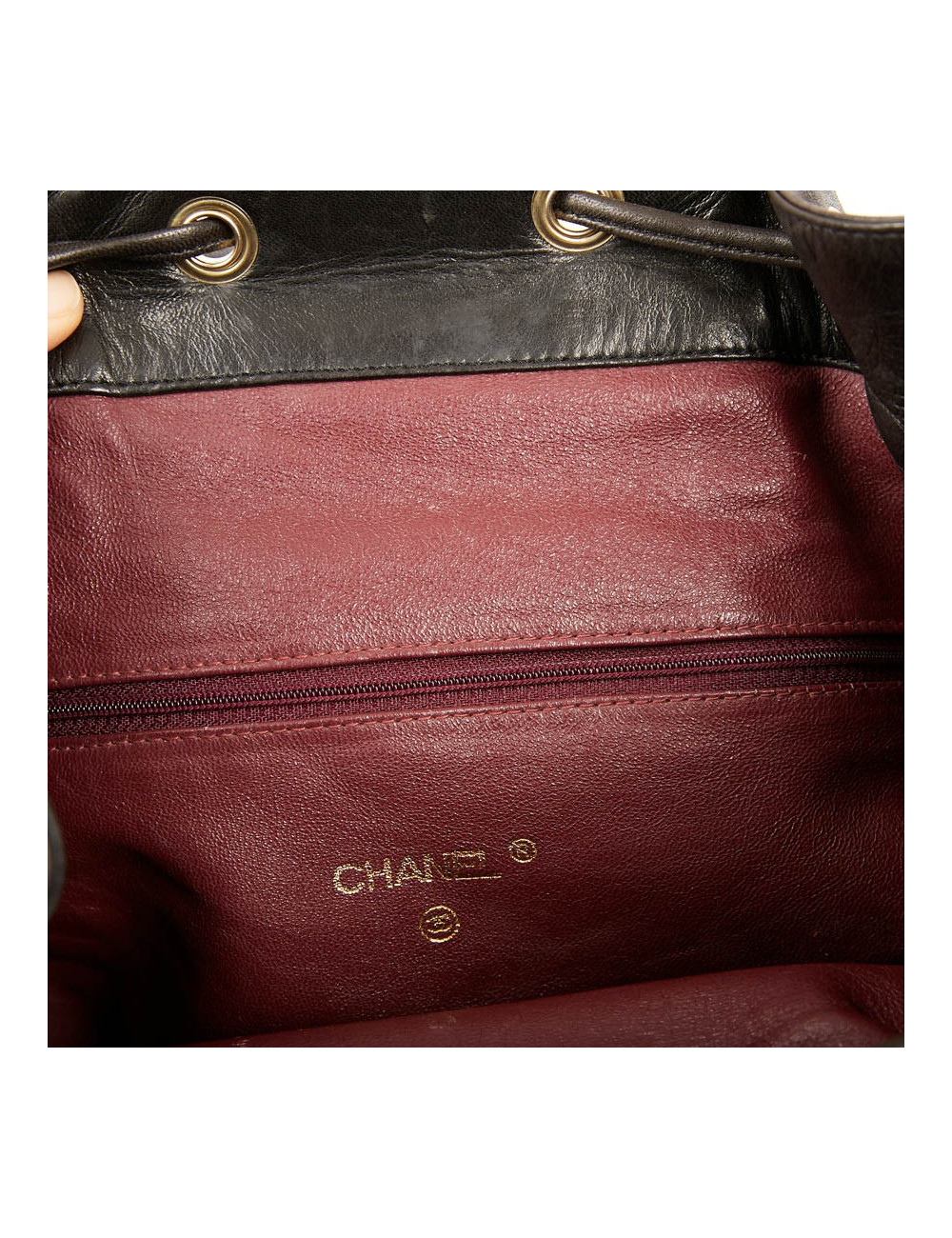 Sac à dos CHANEL vintage cuir noir