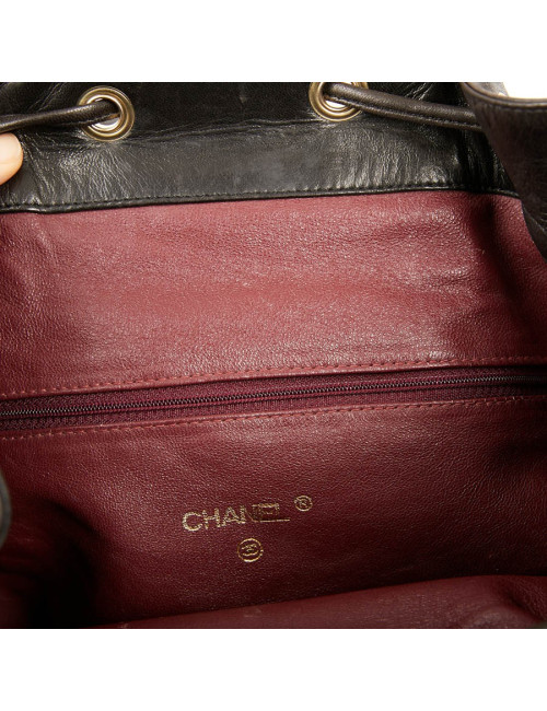 Sac à dos CHANEL vintage cuir noir