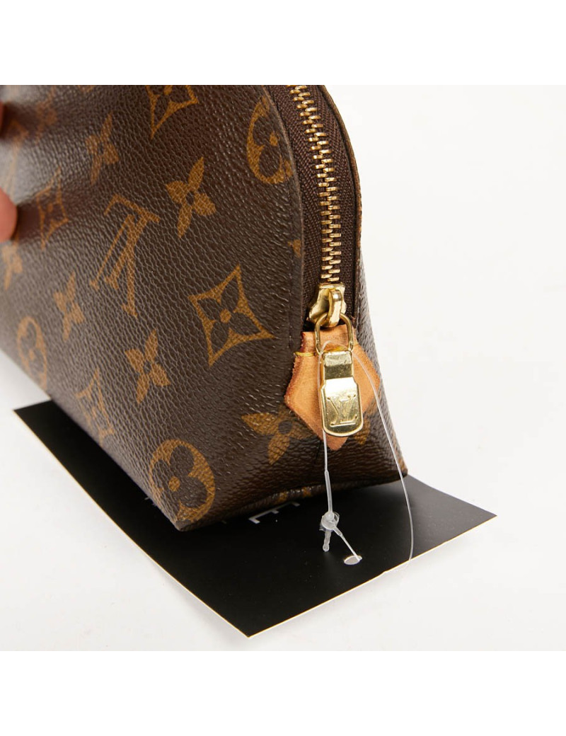 Trousse cosmétique LOUIS VUITTON en toile enduite Monogram