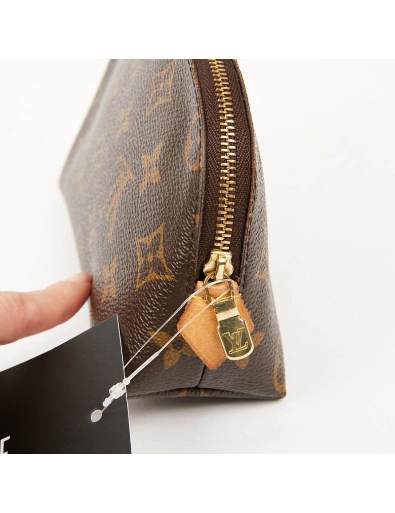 Trousse cosmétique LOUIS VUITTON en toile enduite Monogram