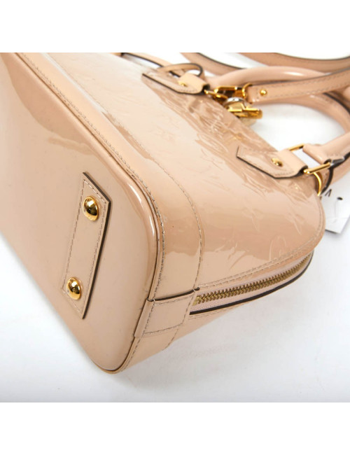 LOUIS VUITTON BB Alma Bag in Powder Pink Patent Leather