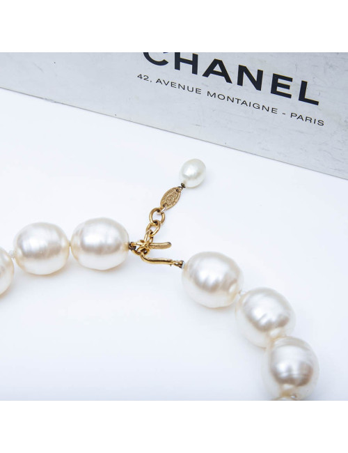 Shoker CHANEL Vintage pâte de verre 