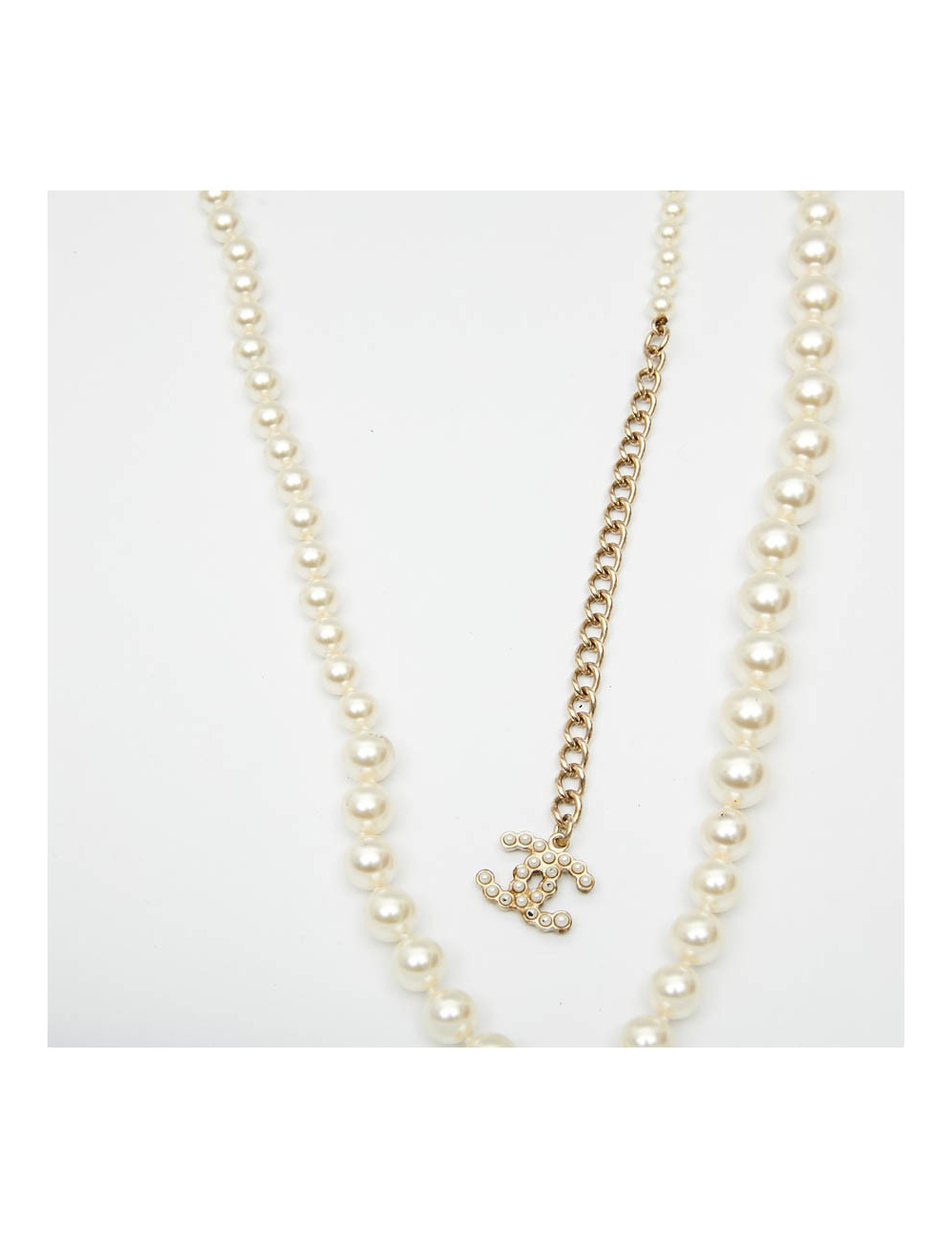 Sautoir perles nacrées CHANEL