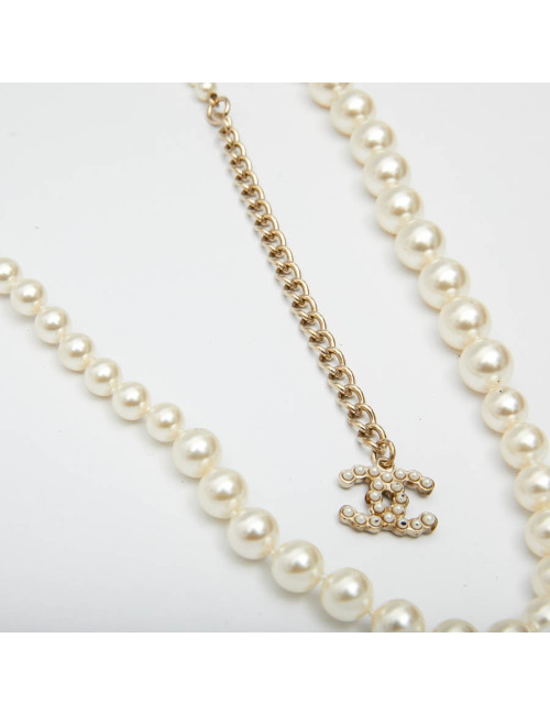 Sautoir perles nacrées CHANEL