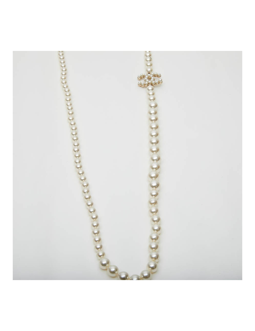 Sautoir perles nacrées CHANEL