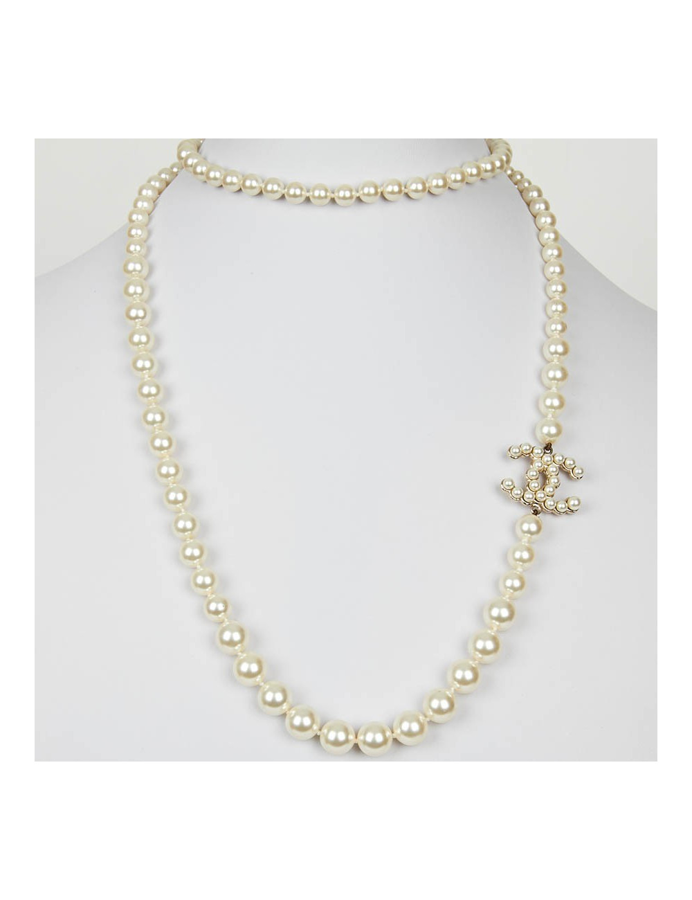 Sautoir perles nacrées CHANEL