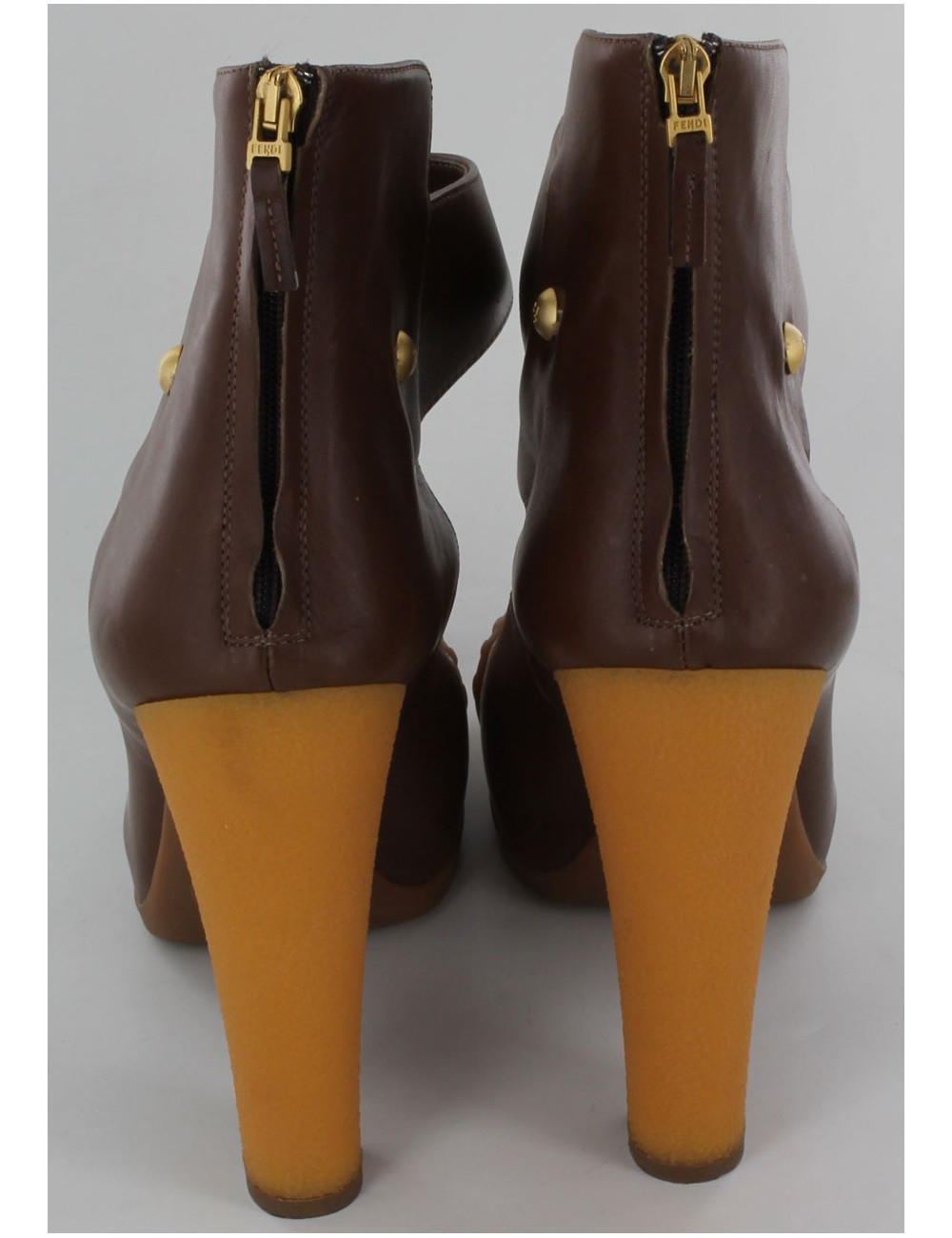 Bottines ouvertes FENDI en cuir marron T 41