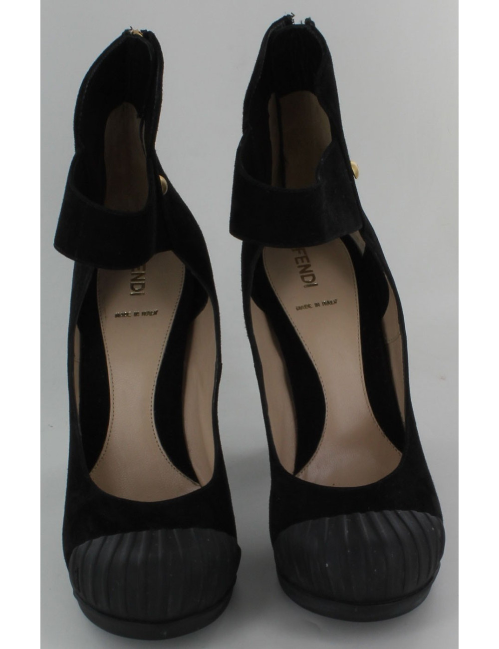 Bottines ouverte FENDI en daim noir semelles en gomme