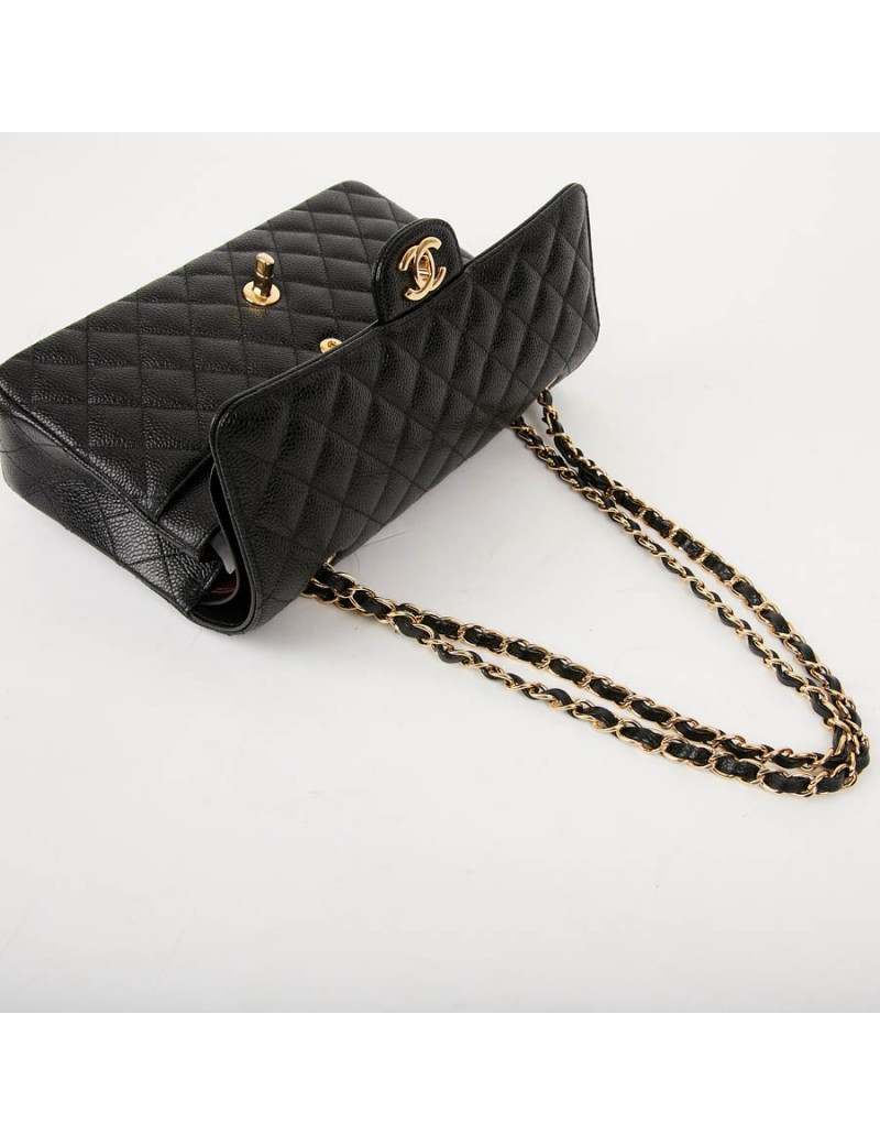 Timeless CHANEL cuir grainé noir