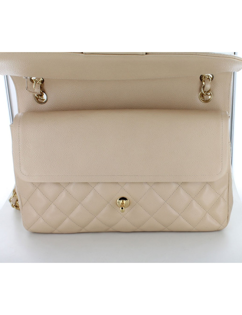 Jumbo CHANEL en cuir de veau lisse 