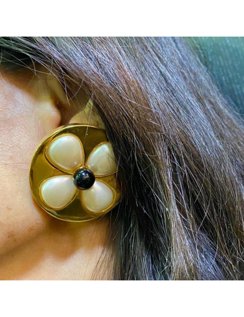 Boucles d'oreille clips CHANEL vintage en métal doré