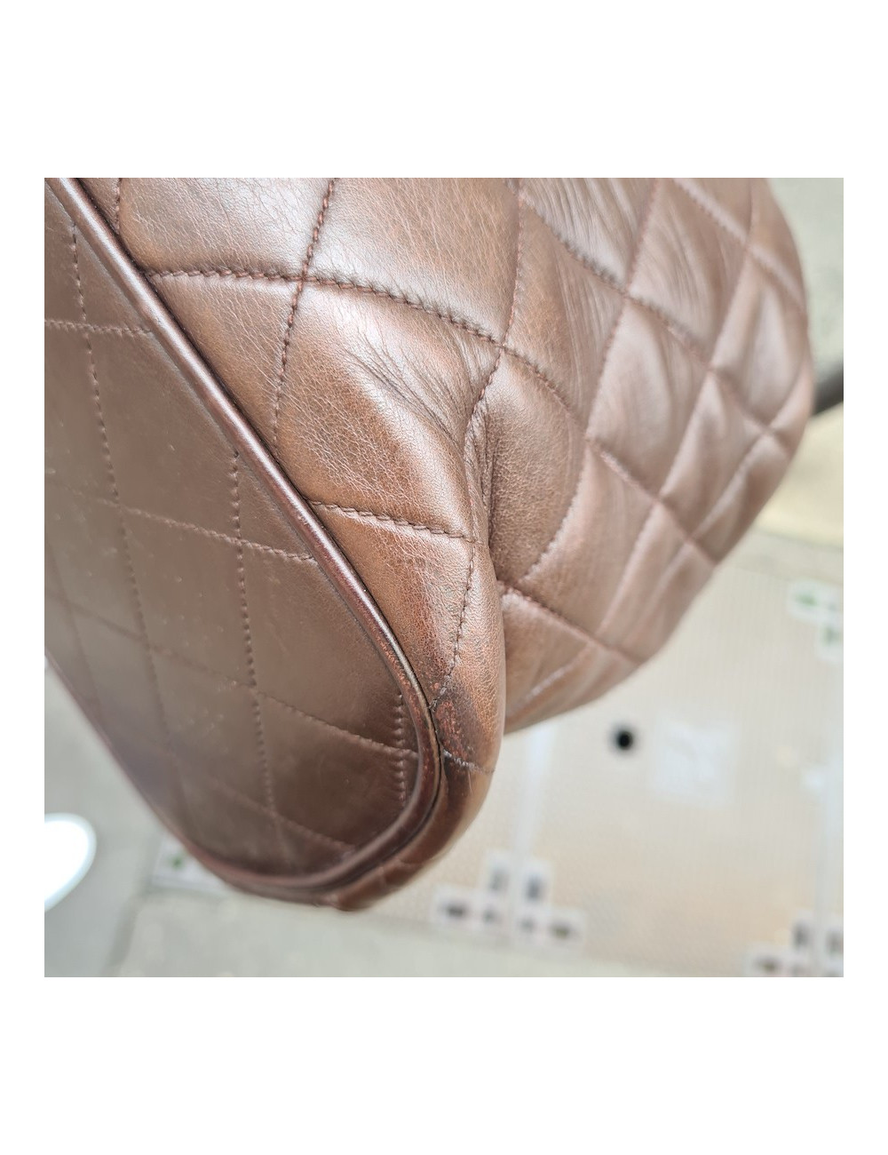 Malette CHANEL cuir matelassé marron Vintage