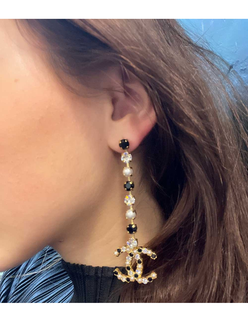 Clous pendants CHANEL strass