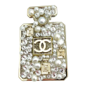 Broche CHANEL bouteille N 5 perles
