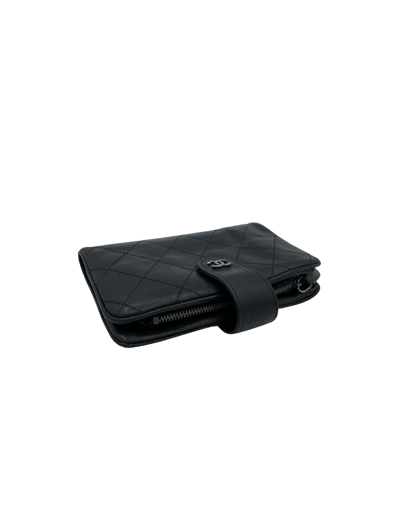 Portefeuille CHANEL cuir matelassé noir