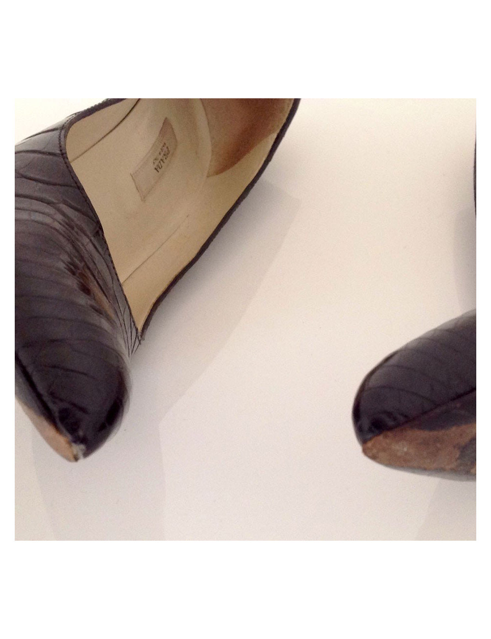 Escarpins PRADA en croco noir T 37