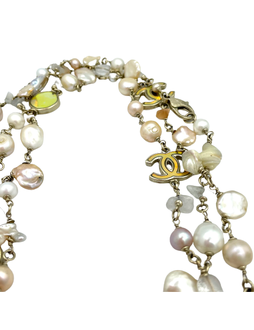 Sautoir CHANEL perles d'eau douce nacrees