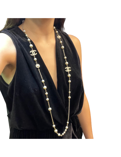 Sautoir CHANEL perles et strass