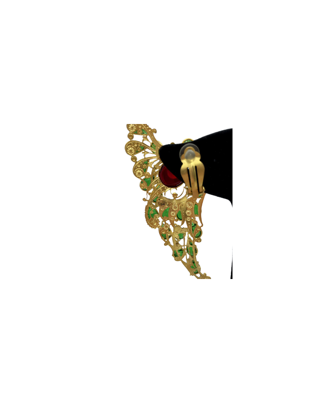 Clips MARGUERITE DE VALOIS AILES D'ANGE