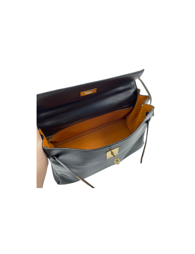 Kelly 32 HERMES box noir Vintage 