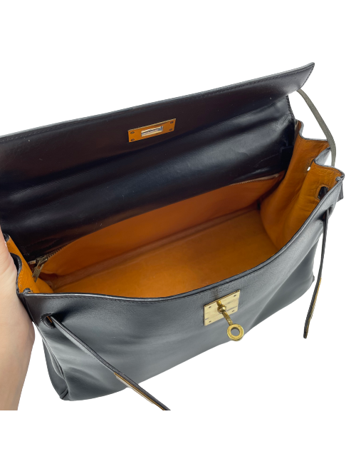 Kelly 32 HERMES box noir Vintage 