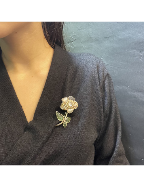 Broche fleur pâte de verre