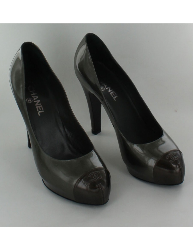 escarpins CHANEL T 42 vernis bronze